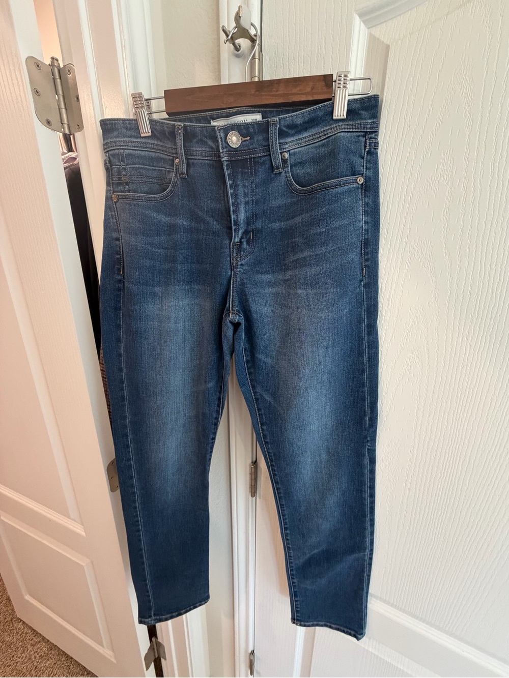 Liverpool Men's Medium Blue Slim Straight Stretch Jeans
